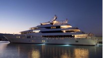 Motor Yacht Eminence at night